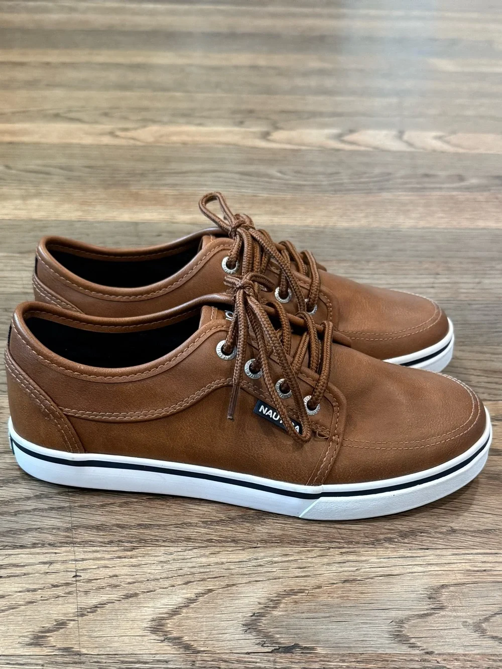 NWOT Nautica Kids Moulouya Shoe